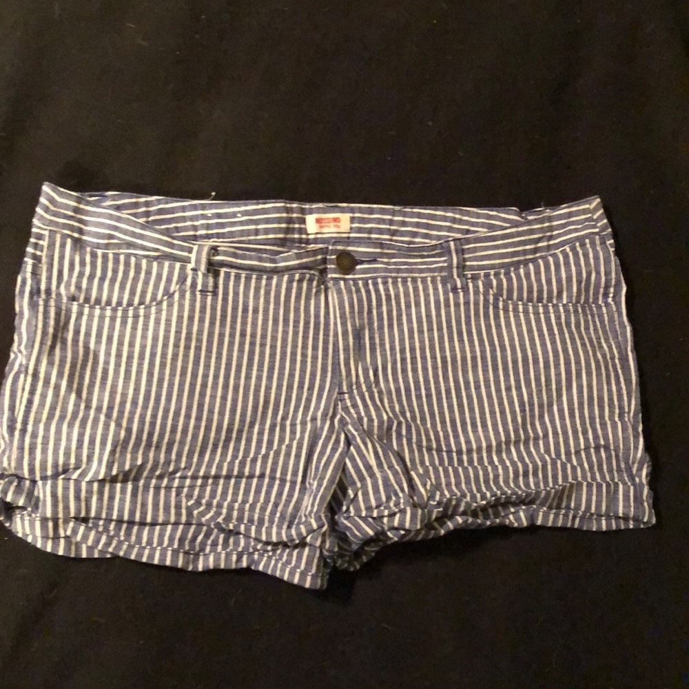 Mossimo canvas shorts size 15